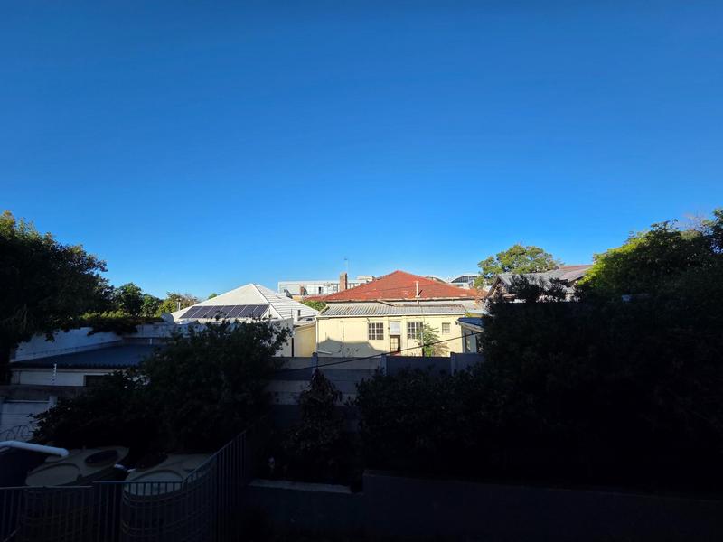 To Let 2 Bedroom Property for Rent in Woodstock Upper Western Cape